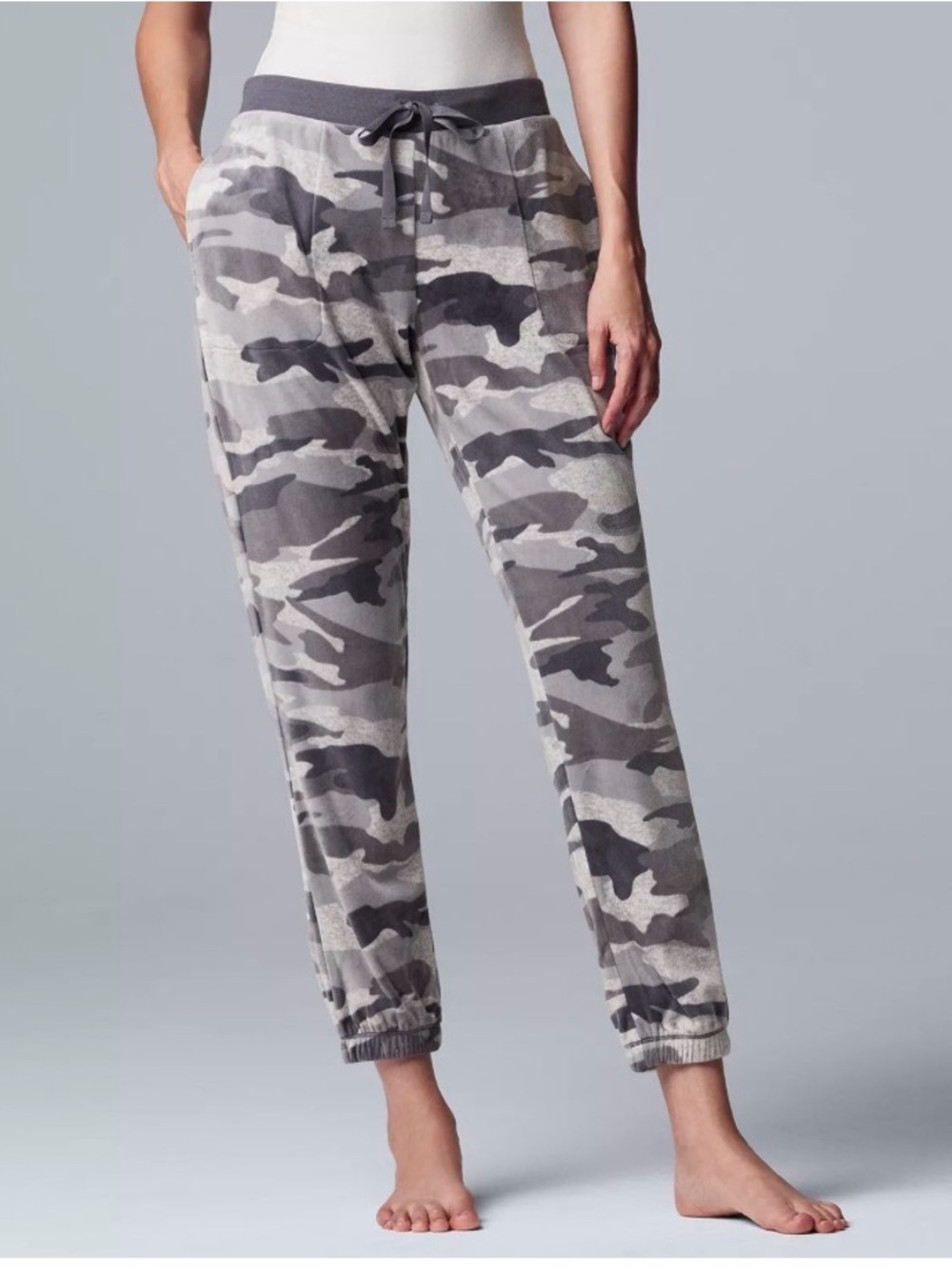 Simply Vera Vera Wang Gray Camo Velour Lounge Joggers Size XS